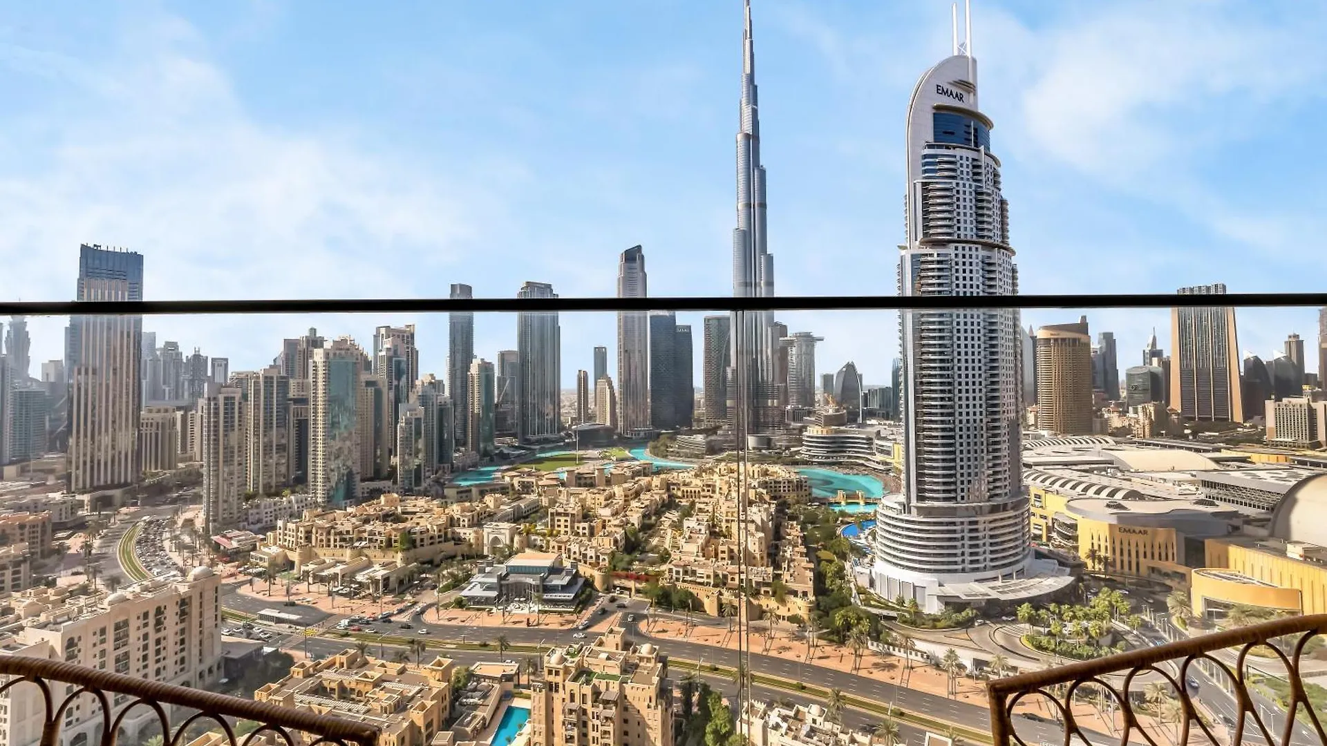 Luxurious Apartments In Burj Royale With Burj Khalifa Views Opposite Dubai Mall 0*,