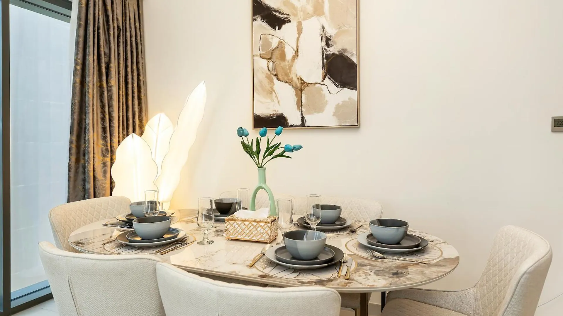 Luxurious Apartments In Burj Royale With Burj Khalifa Views Opposite Dubai Mall
