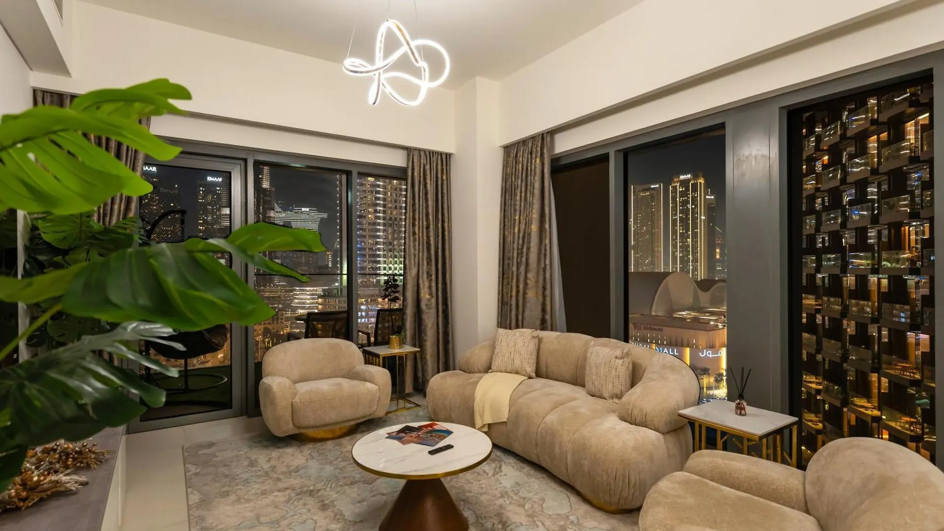 Luxurious Apartments In Burj Royale With Burj Khalifa Views Opposite Dubai Mall 0*,  الإمارات العربية المتحدة