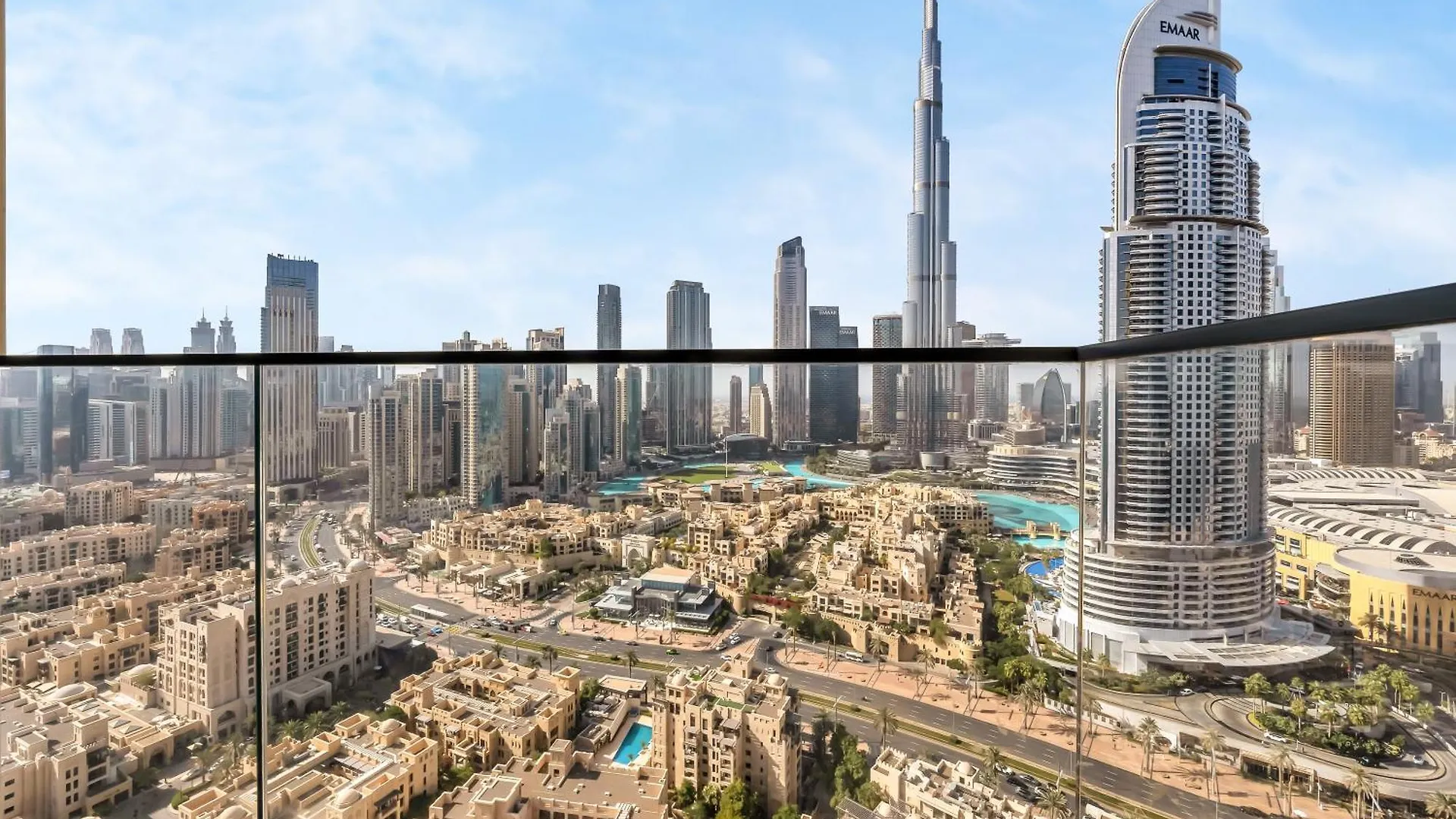 Luxurious Apartments In Burj Royale With Burj Khalifa Views Opposite Dubai Mall