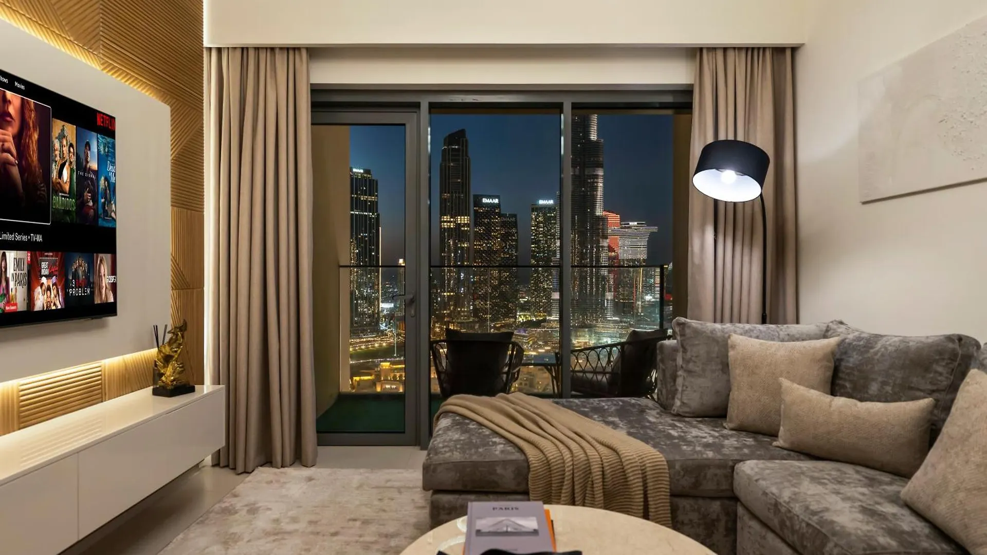 Luxurious Apartments In Burj Royale With Burj Khalifa Views Opposite Dubai Mall United Arab Emirates