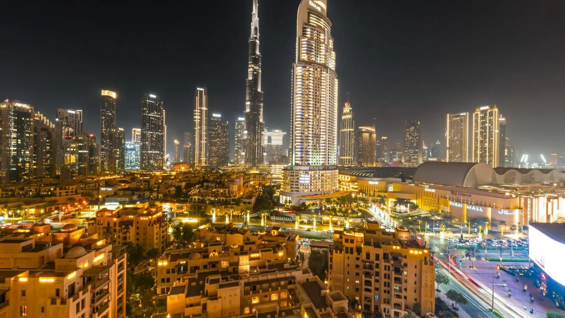 Luxurious Apartments In Burj Royale With Burj Khalifa Views Opposite Dubai Mall 0*,