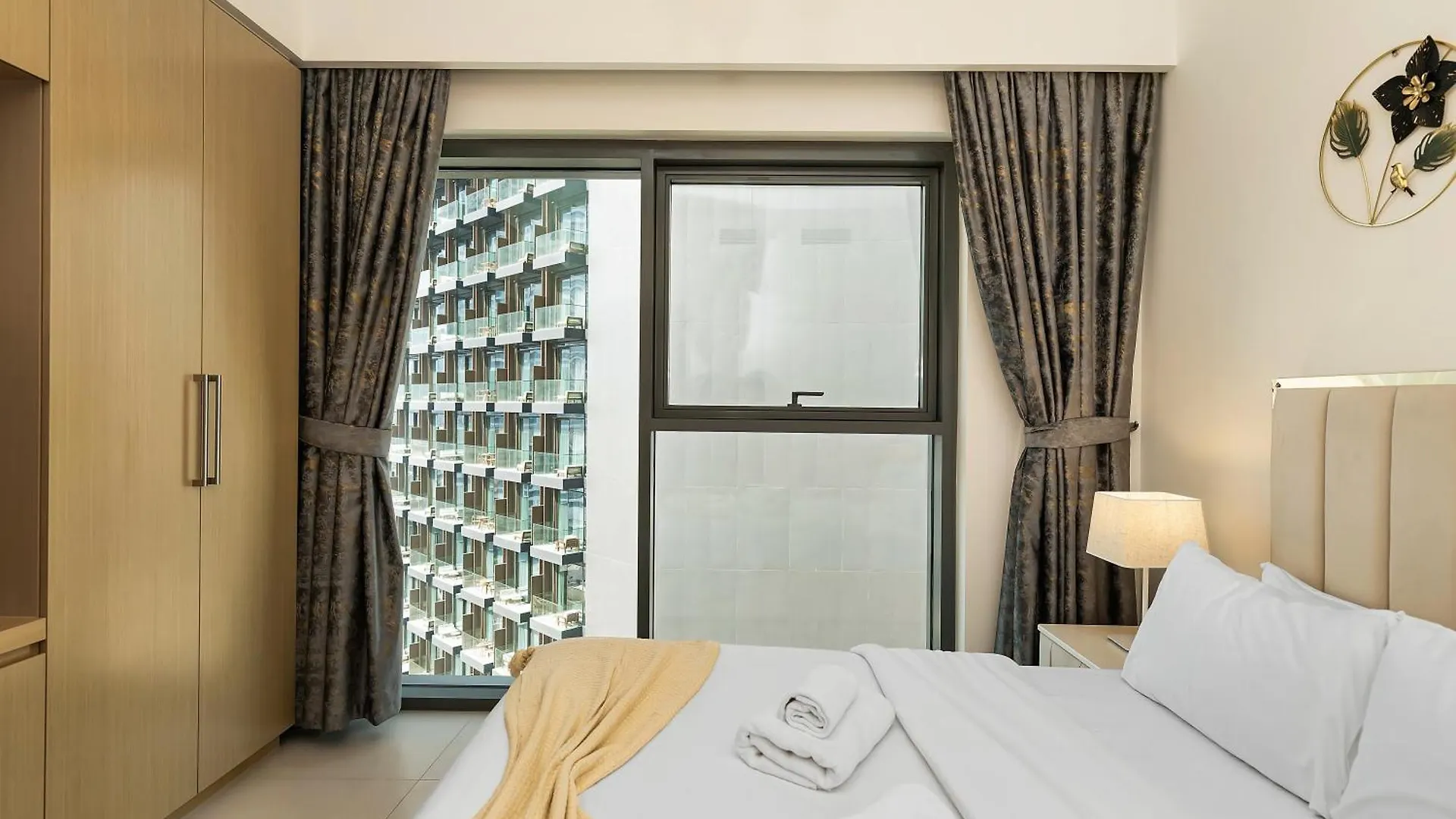 Luxurious Apartments In Burj Royale With Burj Khalifa Views Opposite Dubai Mall