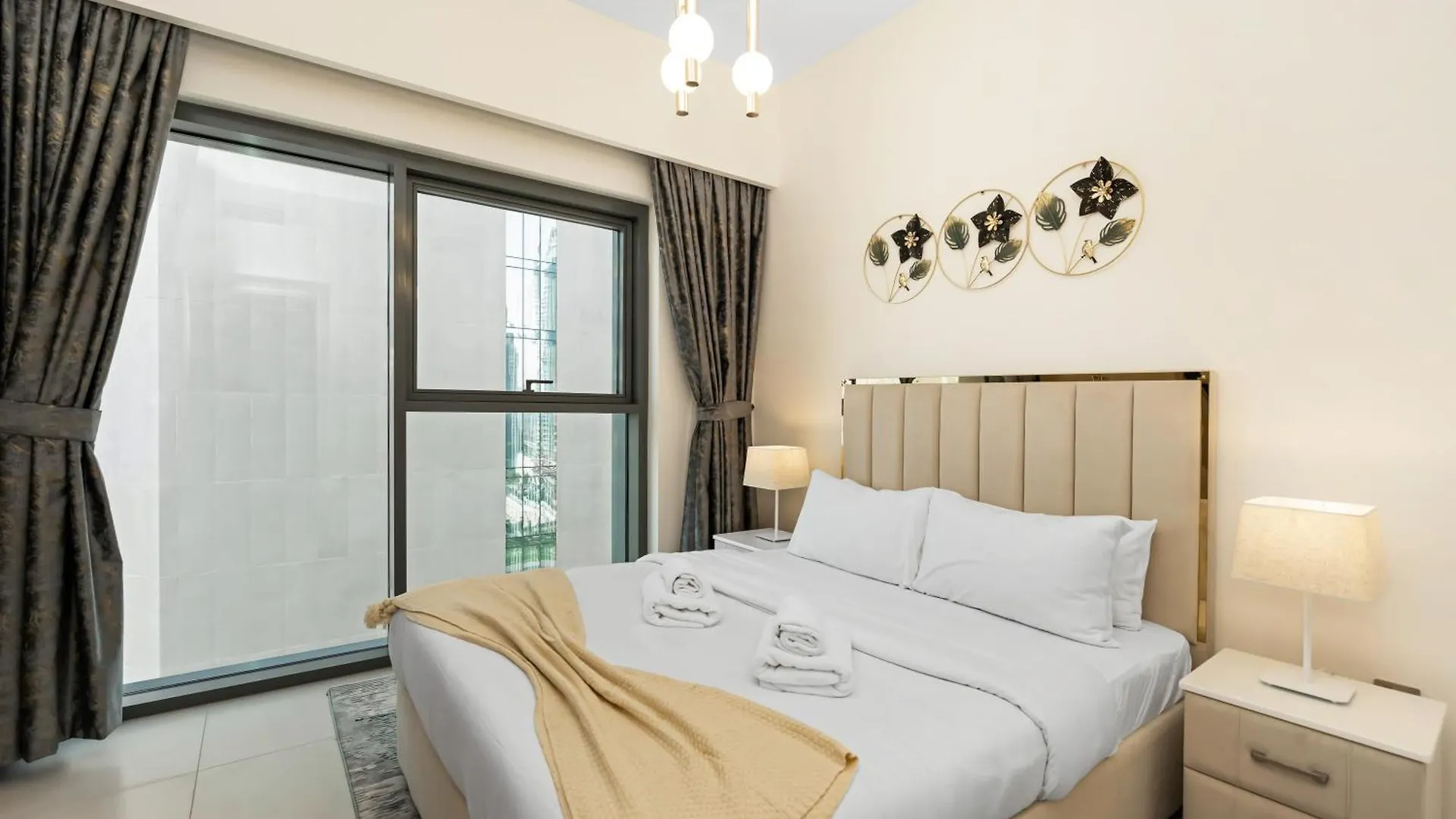 Luxurious Apartments In Burj Royale With Burj Khalifa Views Opposite Dubai Mall