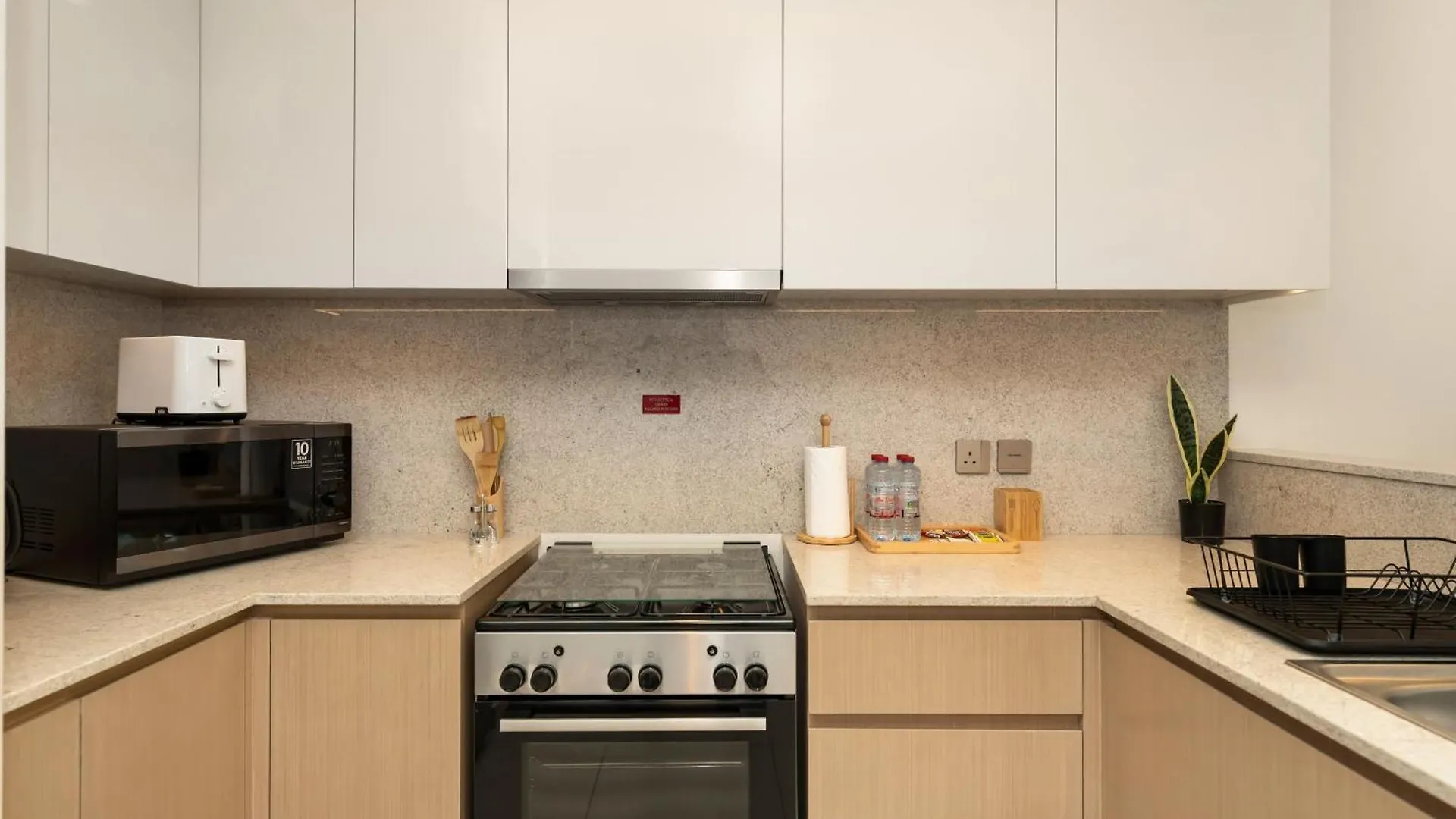 Luxurious Apartments In Burj Royale With Burj Khalifa Views Opposite Dubai Mall