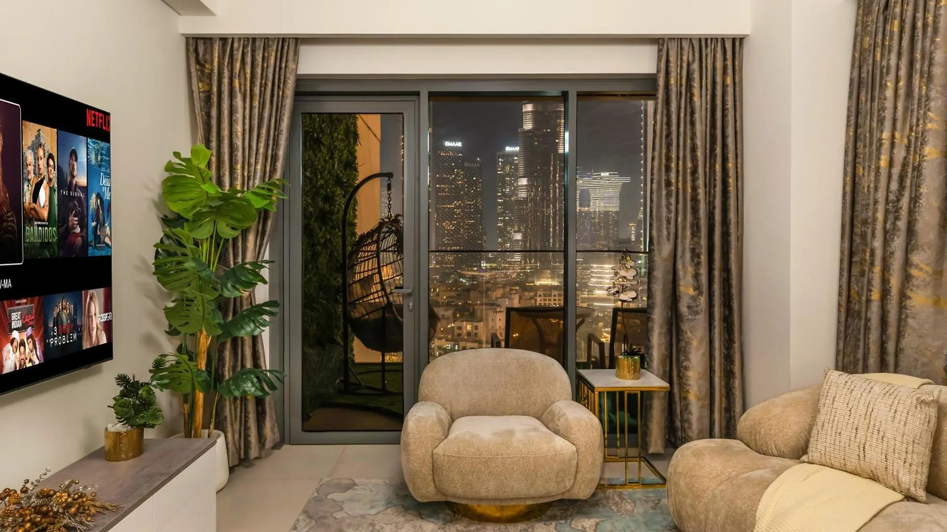 Luxurious Apartments In Burj Royale With Burj Khalifa Views Opposite Dubai Mall