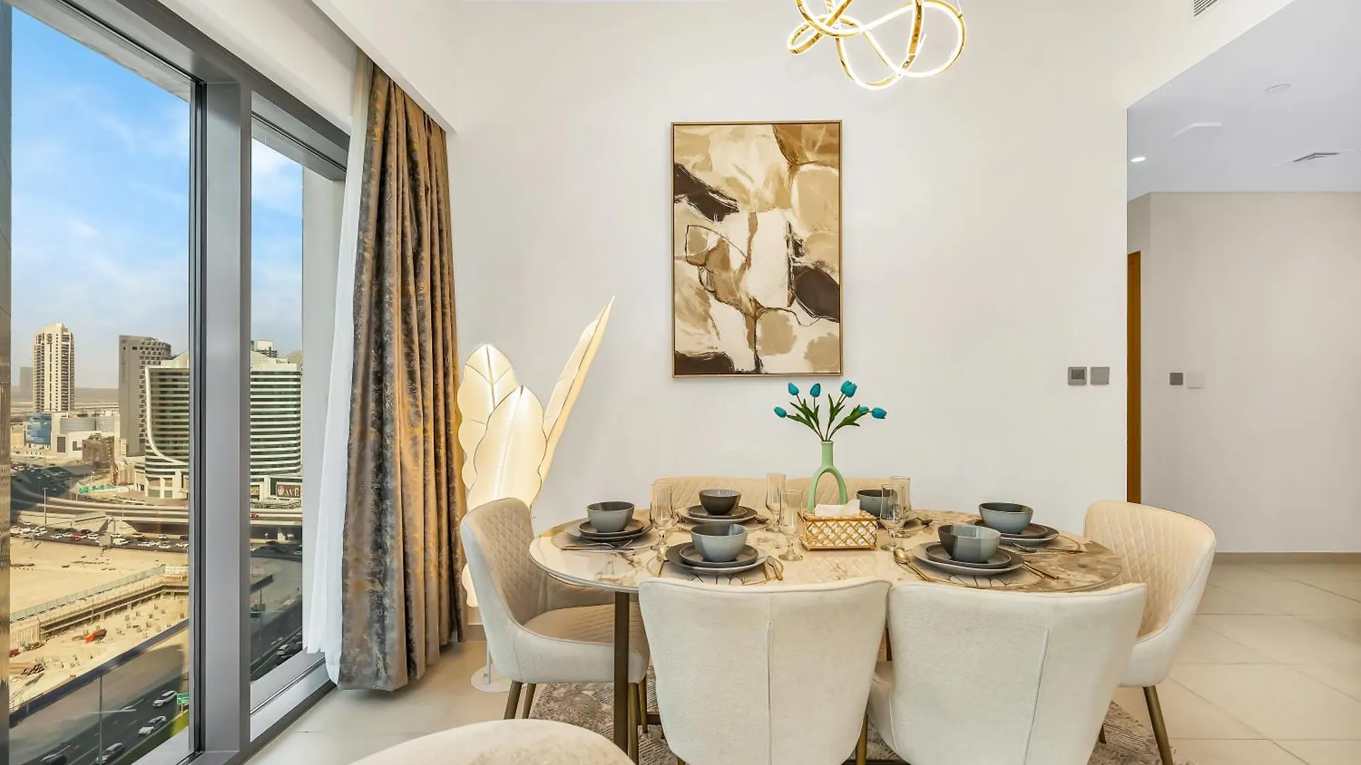 Luxurious Apartments In Burj Royale With Burj Khalifa Views Opposite Dubai Mall